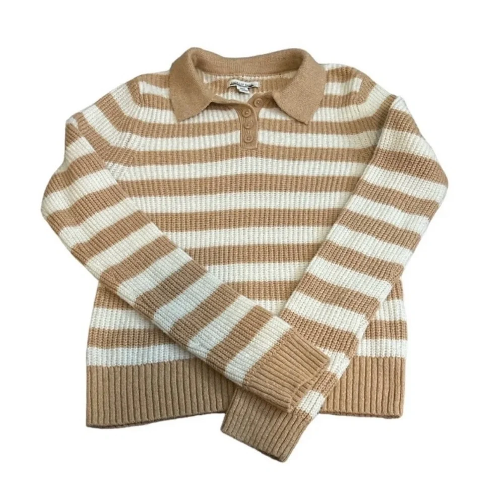 American Eagle Beige and White Striped Knit Sweater